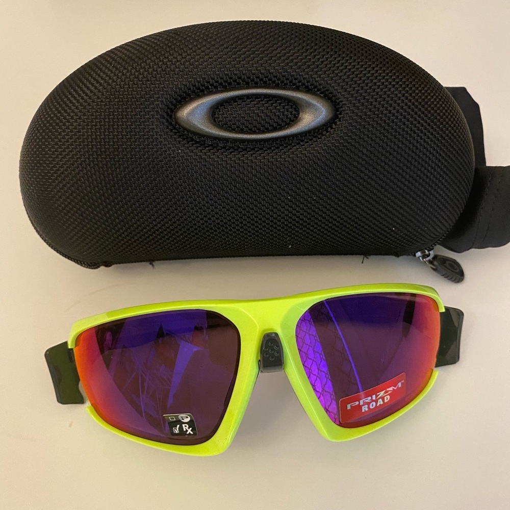 New Oakley Field jacket cycling glasses